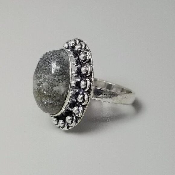 Vintage Gray Oval Cabochon Stone Ring, Bezel Set Silver Tone Size 6.5 Band - Picture 3 of 8